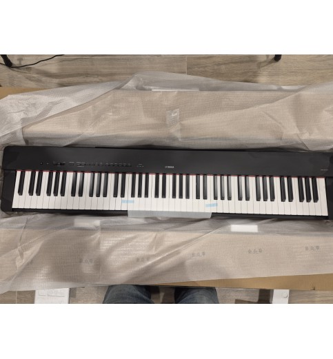 Yamaha P225 (2026) - Occasion
